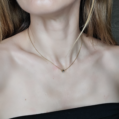 Colier delicat cu zirconiu cubic din oțel inoxidabil placat cu aur 18K